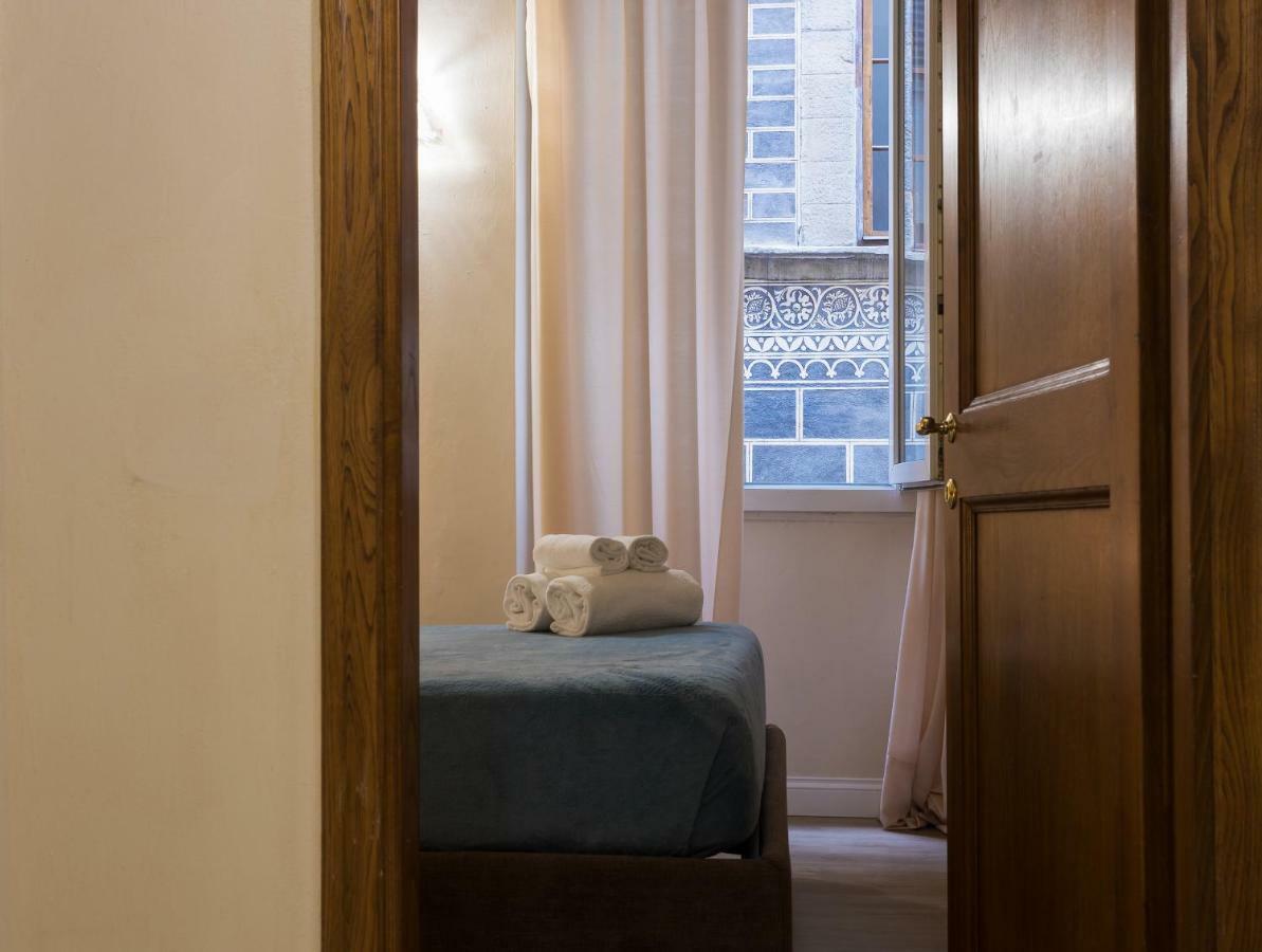 Duomo 2 Bedroom Apartment Florence Ngoại thất bức ảnh