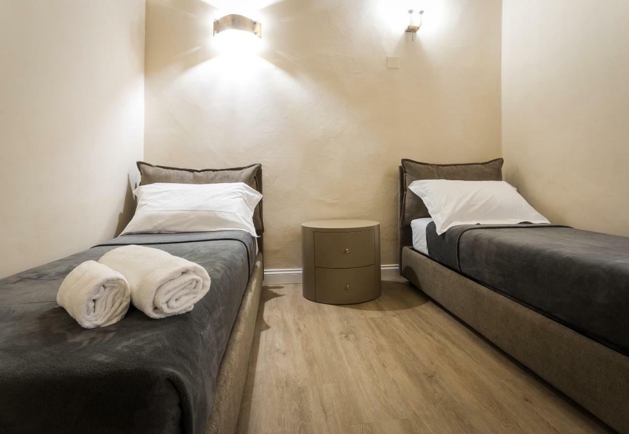 Duomo 2 Bedroom Apartment Florence Ngoại thất bức ảnh